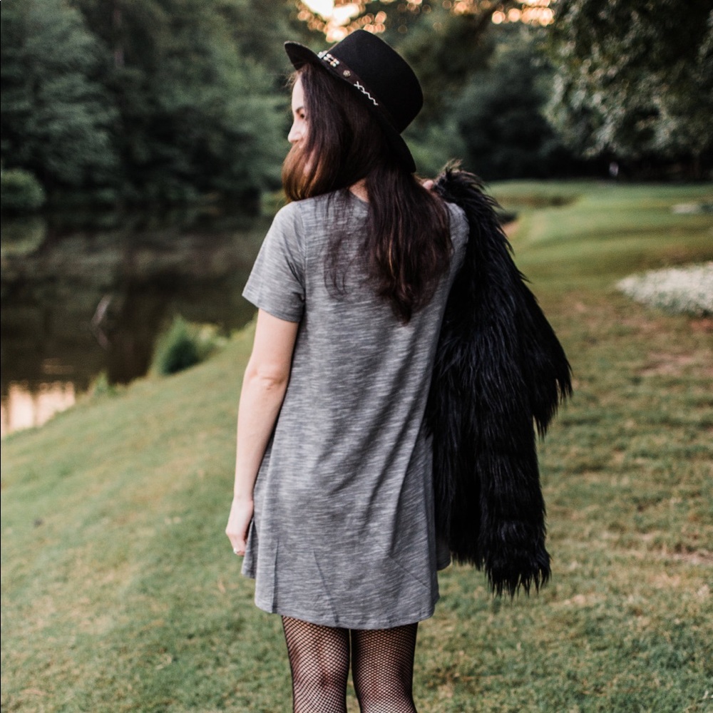 Grey Dress - Picture 2 of 2